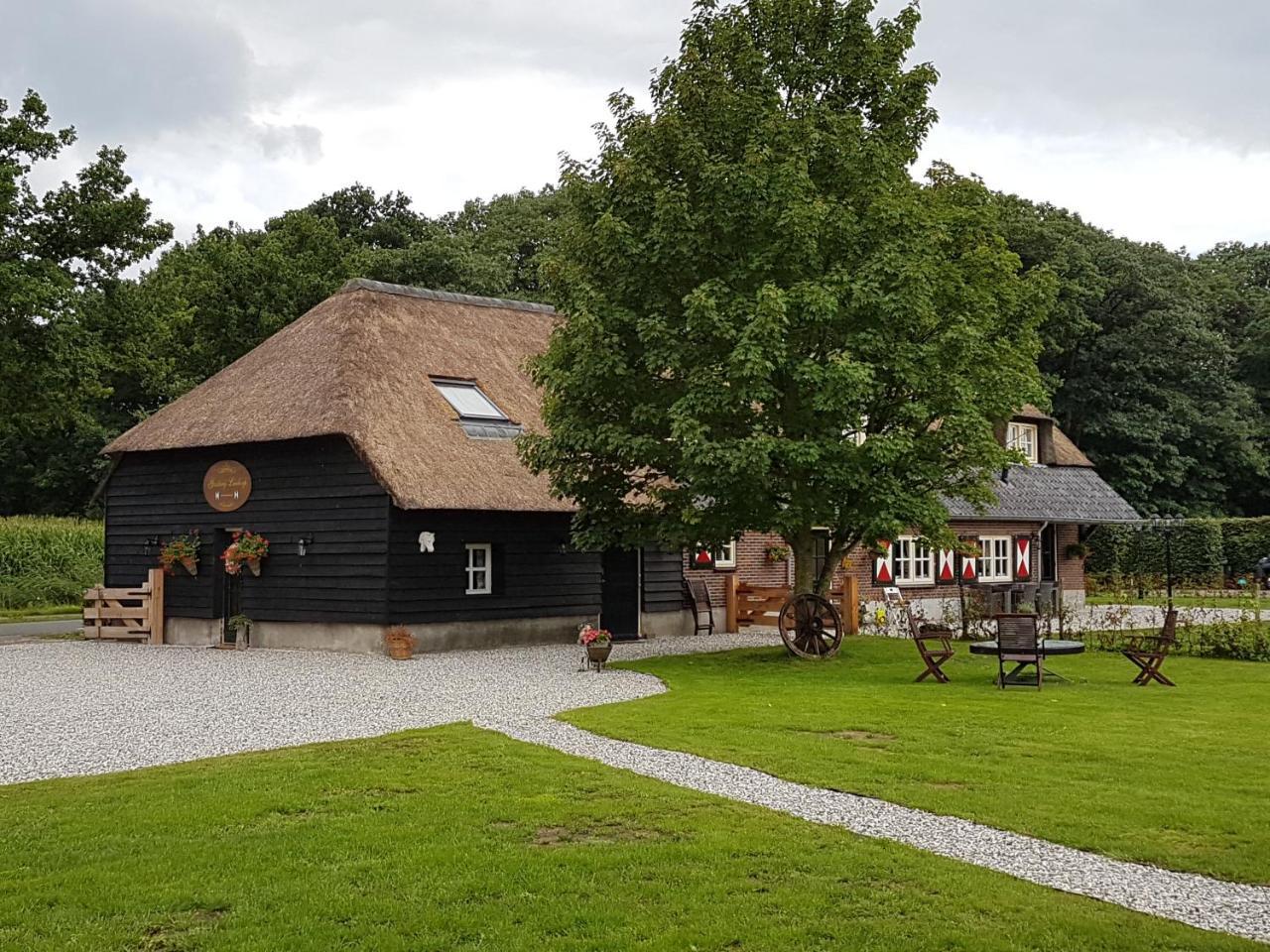 Gasterij Liedorp Bed & Breakfast Lierop Exterior photo